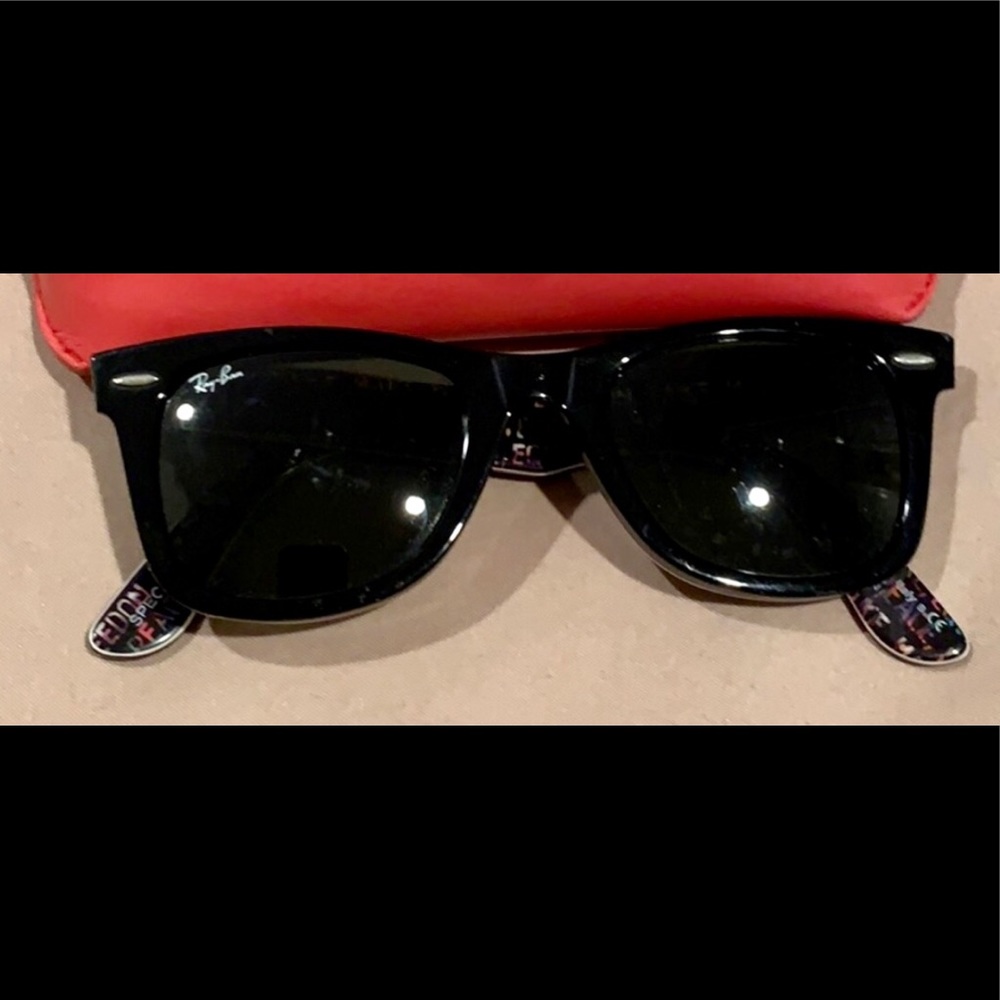 AUTHENTIC Ray-Ban Wayfarer Special Edition Series 5 Sunglasses